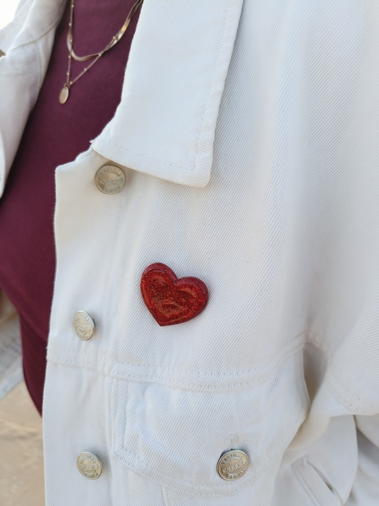 Les broches "Du Love"
